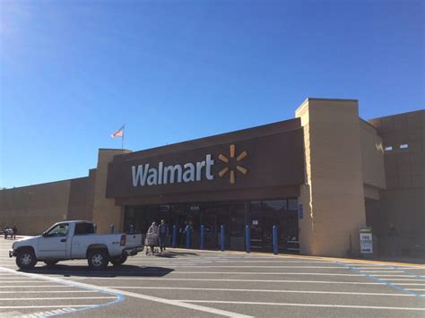 Walmart jackson ca - Pharmacy Hours: Most Walmart pharmacies are open 9 a.m.-7 p.m. Mon-Sat and 10 a.m.-6 p.m. on Sundays. Walmart also has a dedicated hour on Tuesday 6 a.m.-7 a.m. for seniors ages 60 and older. For seniors and those at high-risk, Walmart has drive-thru, no-contact curbsite pickup and mail delivery. Call your pharmacy to …